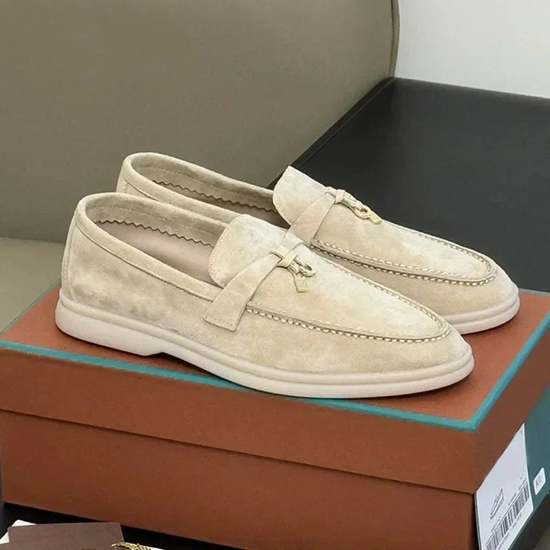 Classic british style loafers – flat fringe shoes with metal buckle