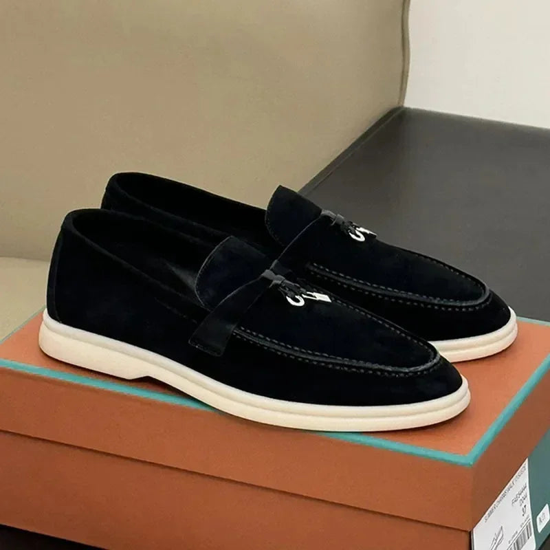 Classic british style loafers – flat fringe shoes with metal buckle
