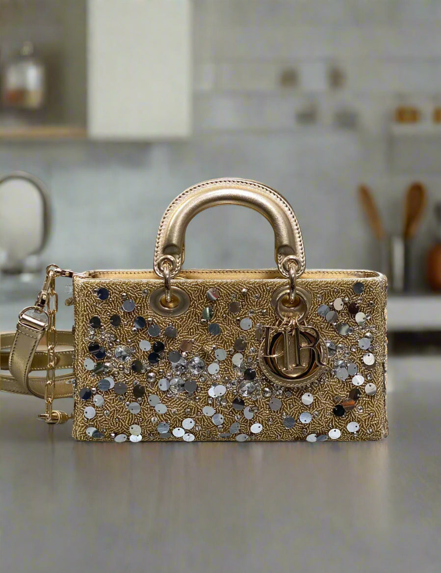women’s high fashion leather handbag – classic dior look with modern design
fdf
