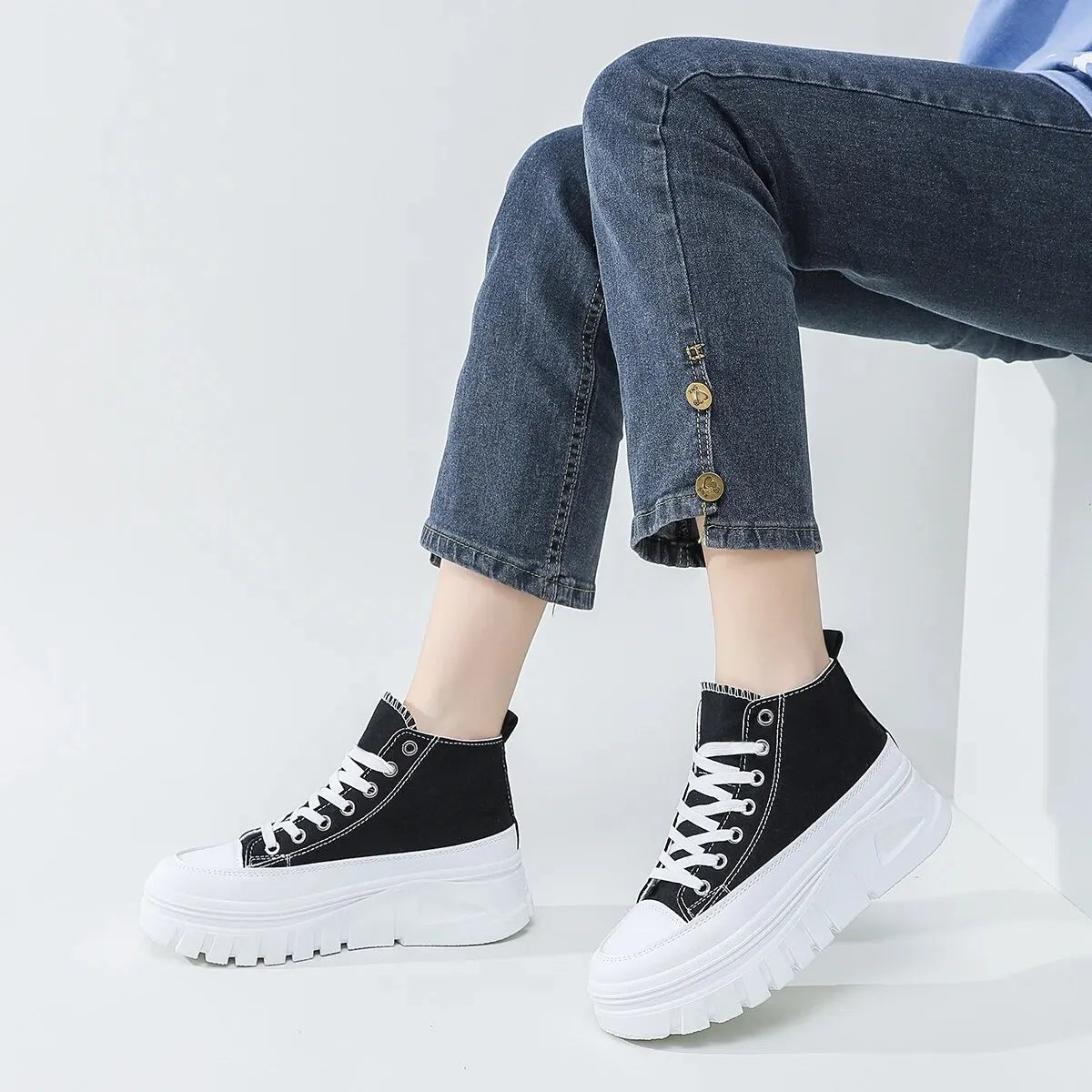 Women Lace-Up Front High Top Flatform Canvas Shoes Fashion Casual Comfortable Height Increasing Sneakers